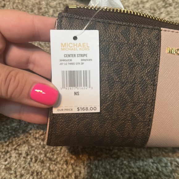 Michael Kors Center Strip wallet - Picture 6 of 6